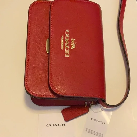 Authentic Coach Red Shoulder/Crossbody Bag - Picture 13 of 16